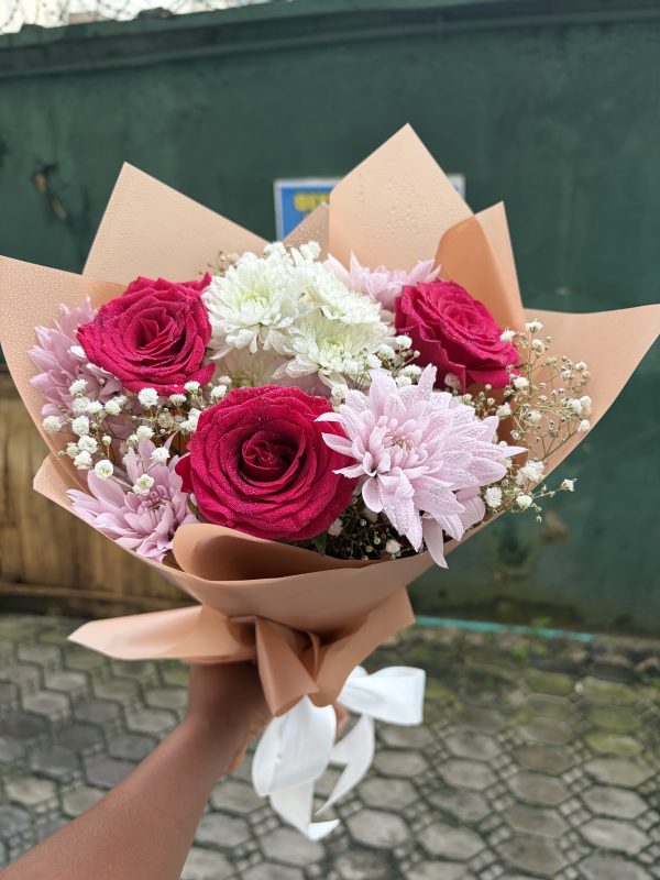 Red Roses and Chrysanthemum Bouquet