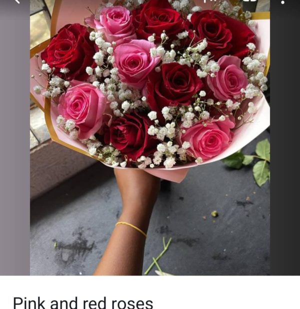 Bouquet of red roses